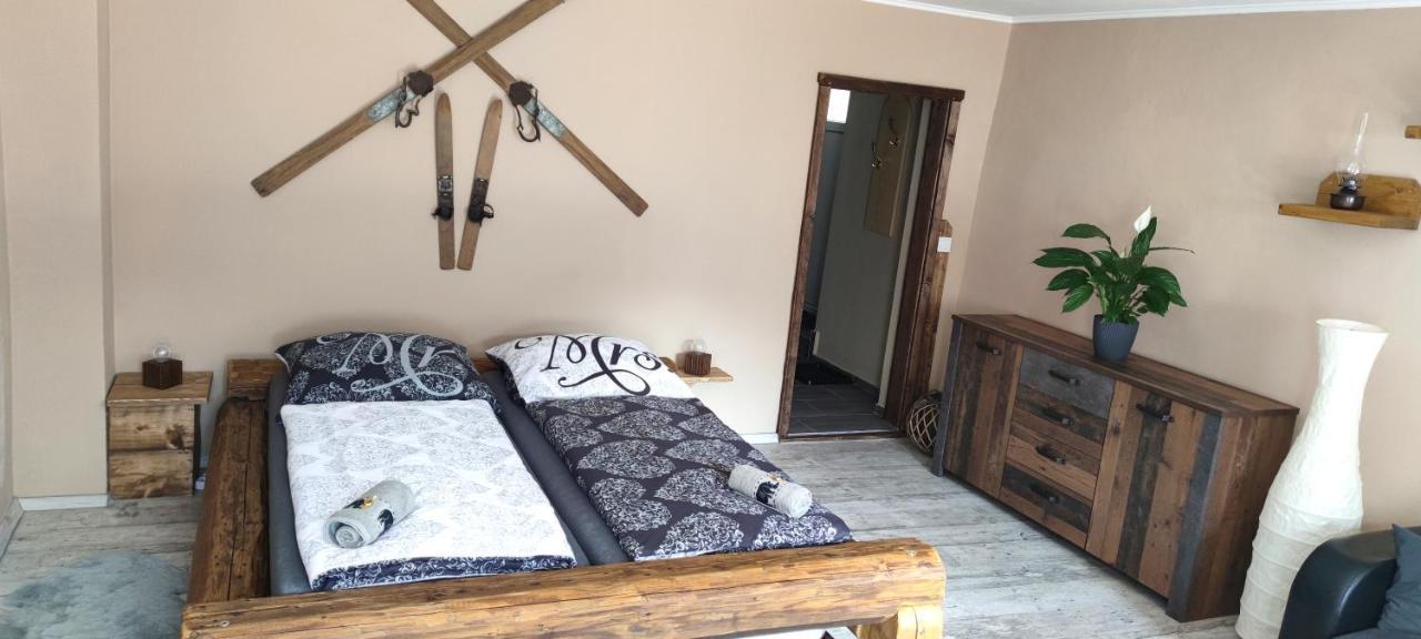 Apartman Houmr Яхимов Екстериор снимка