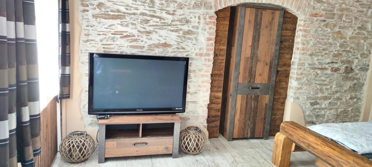 Apartman Houmr Яхимов Екстериор снимка