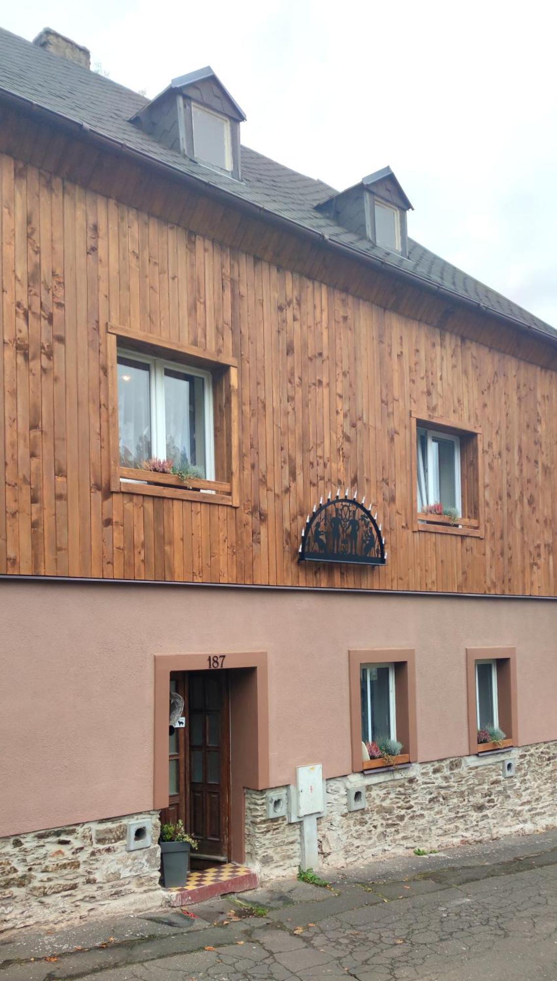 Apartman Houmr Яхимов Екстериор снимка